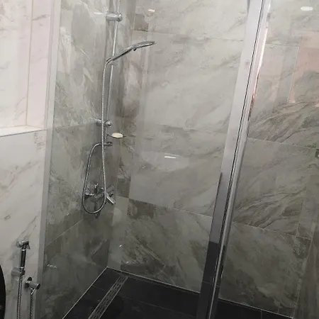 Diamond Villa *